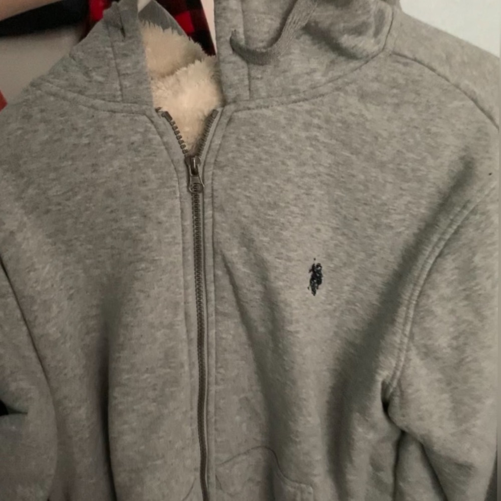 Gray feather inside zip up polo hoodie